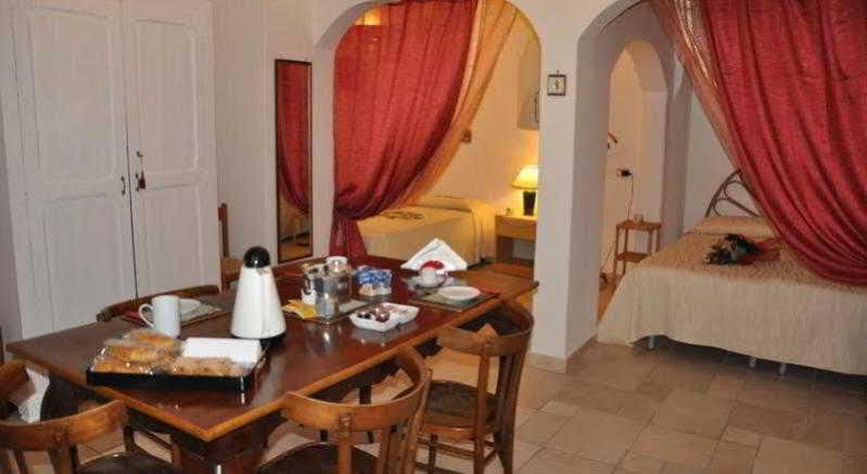 Borgo San Martino Hotel Bra Exterior photo